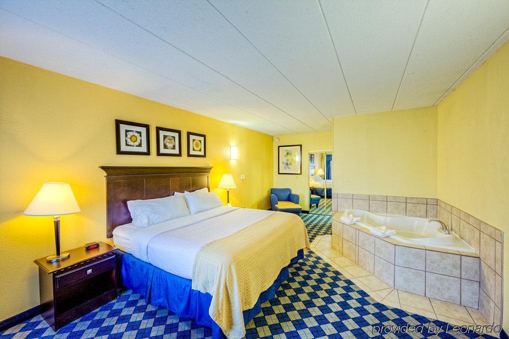 Holiday Inn Columbus North I-270 Worthington Εξωτερικό φωτογραφία